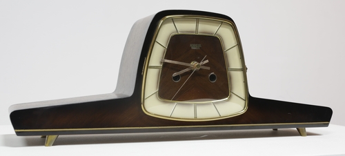 vintage clock, motor, digital device<br />50x10x20cm 